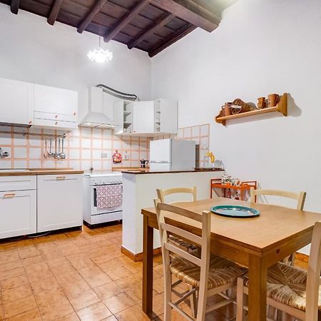 Spanish Steps Spacious Apartment Рим Екстер'єр фото