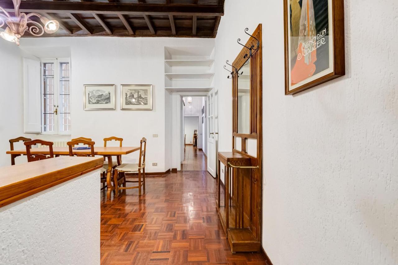 Spanish Steps Spacious Apartment Рим Екстер'єр фото