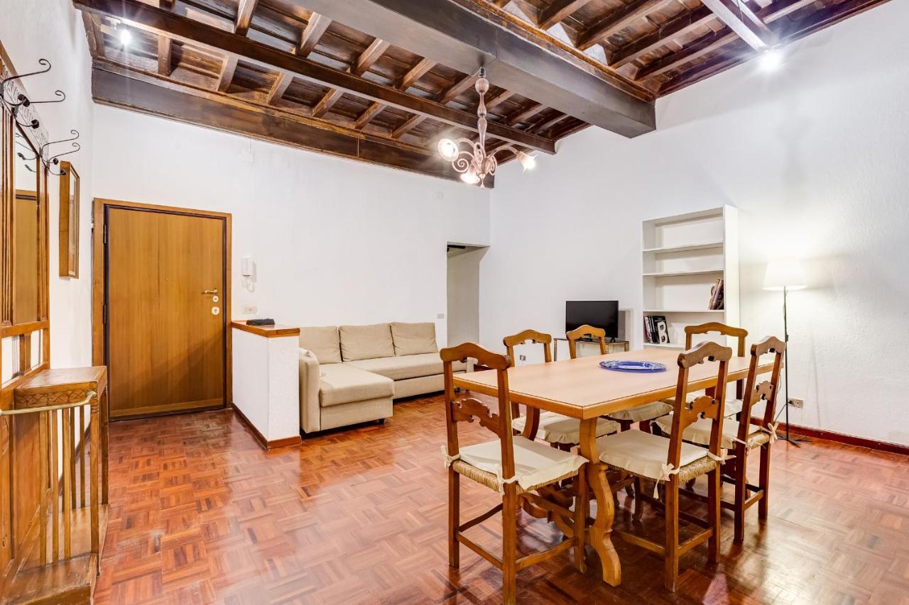 Spanish Steps Spacious Apartment Рим Екстер'єр фото