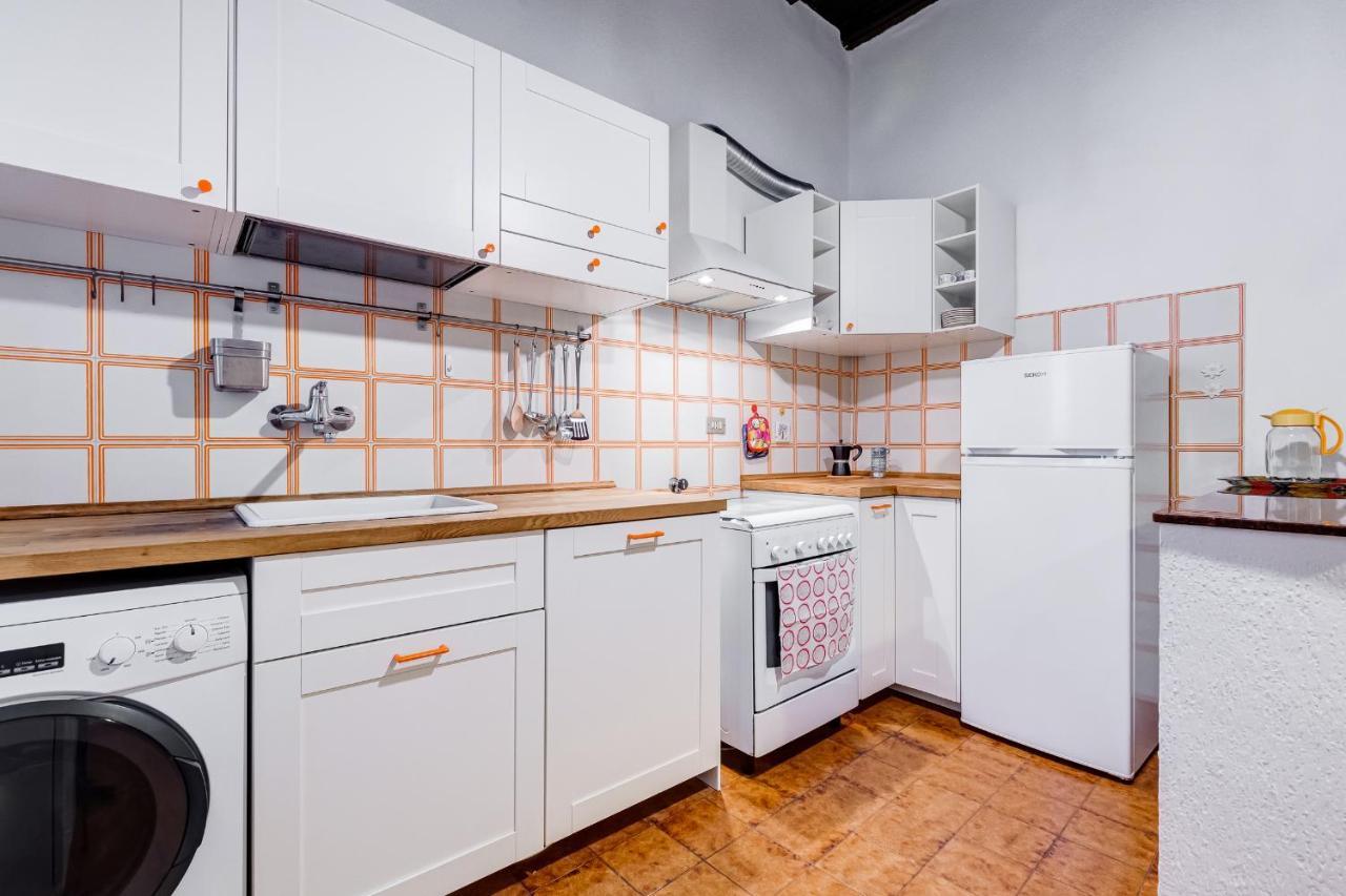 Spanish Steps Spacious Apartment Рим Екстер'єр фото